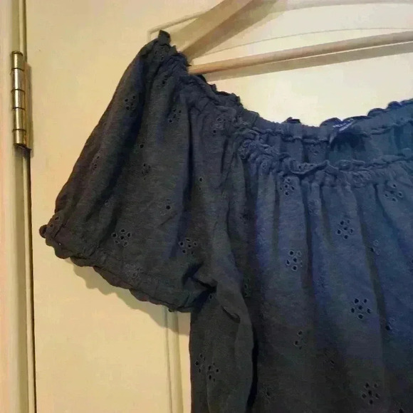 283.American eagle cropped peasant top size medium - Picture 4 of 5